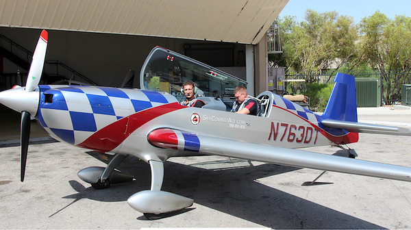 Things to do in Las Vegas - stunt plane